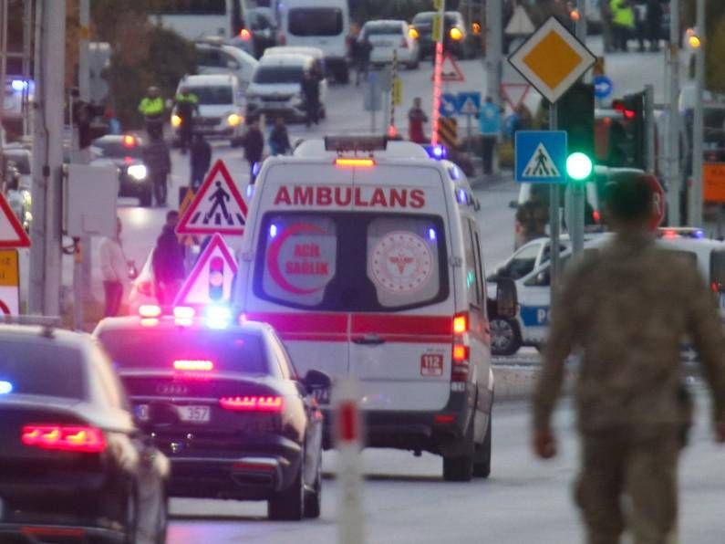 Terremoto in Turchia, scosse a Istanbul: la più forte di magnitudo 6