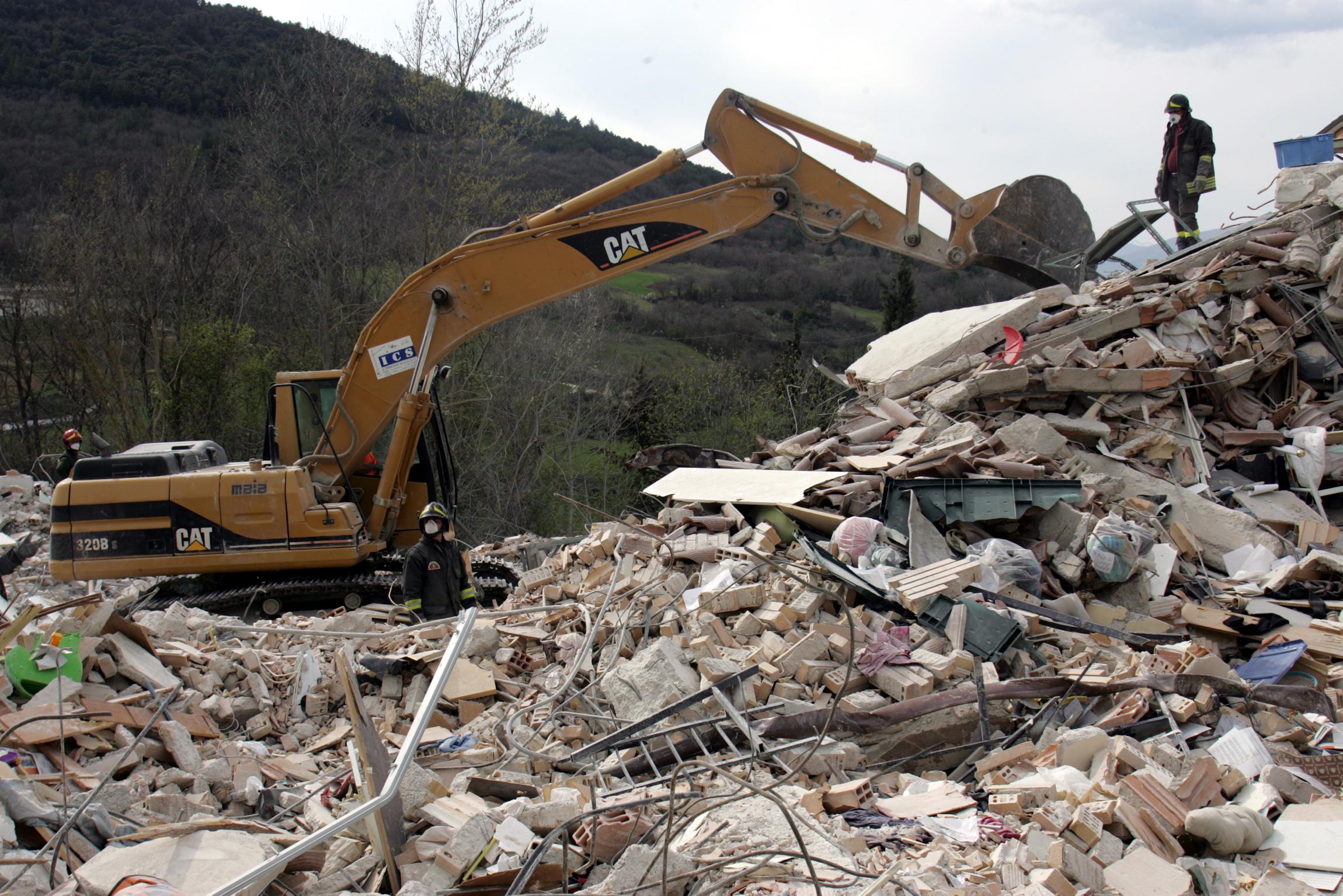 Terremoto L'Aquila, stesso crollo sentenza diversa: stavolta non c'è colpa vittime