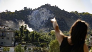 Terremoto Napoli, a Campi Flegrei scosse sempre più frequenti: cosa succede