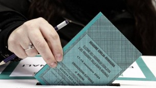 Terzo mandato, Consulta: "Legge Regione Campania è incostituzionale"