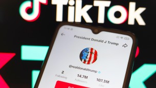 TikTok, Trump congela divieto negli Usa per 3 mesi