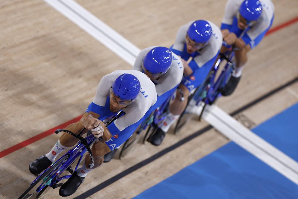 Tokyo 2020 ciclismo, Italia d'oro nell'inseguimento a squadre