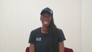 Tokyo 2020, Egonu portabandiera olimpica: "Felice, non vedo l'ora" - Video