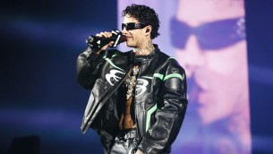 Tony Effe, tutto esaurito al Palaeur per il concerto di Capodanno