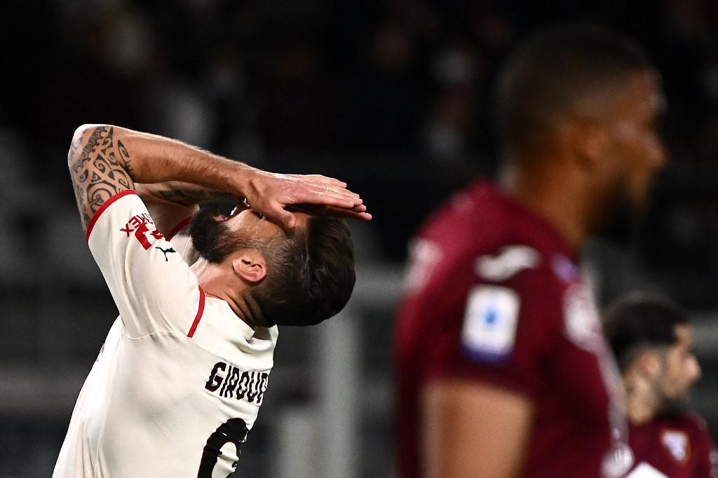 Torino-Milan 0-0, rossoneri frenano in vetta