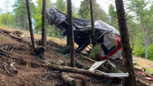 Tragedia Mottarone, perizia: "3 fili lesionati, pezzo cabina andava cambiato"