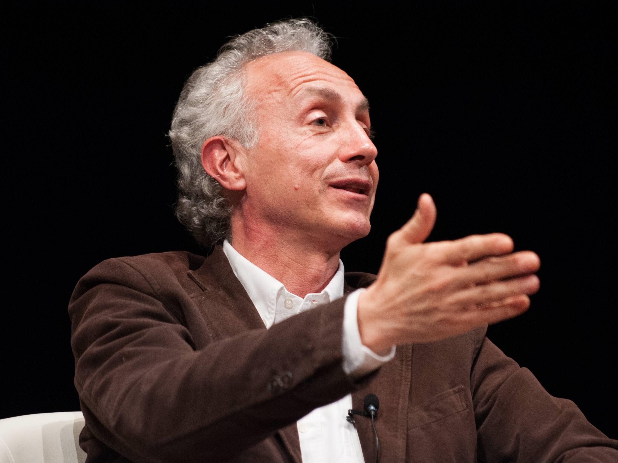 Travaglio: "Polemiche social su Draghi figlio di papà? Non discuto con gli idioti..