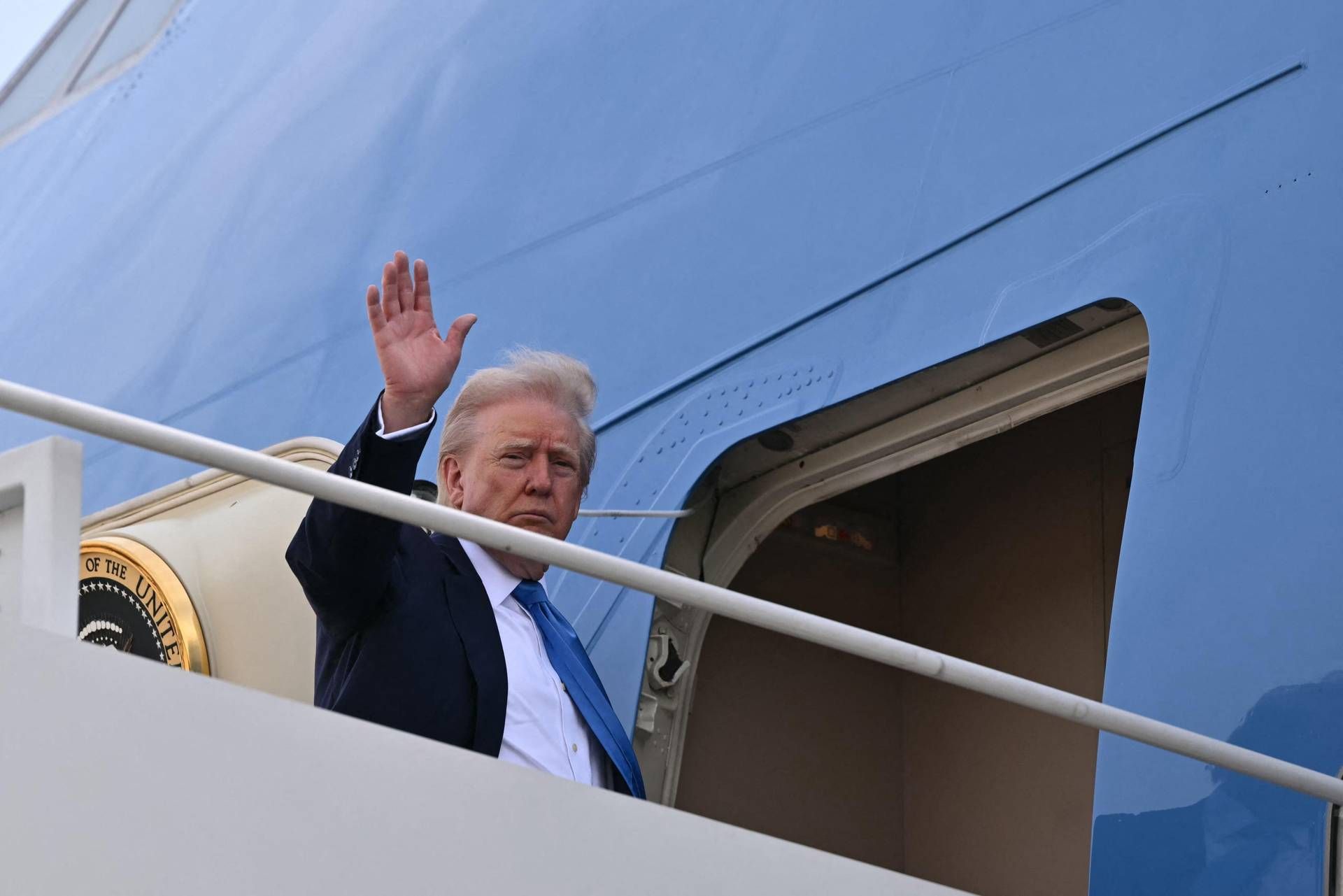 Trump a Roma per i funerali di Papa Francesco: "Vedrò Giorgia Meloni"
