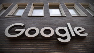 Trump cambia nome al Golfo del Messico, Google copia il presidente