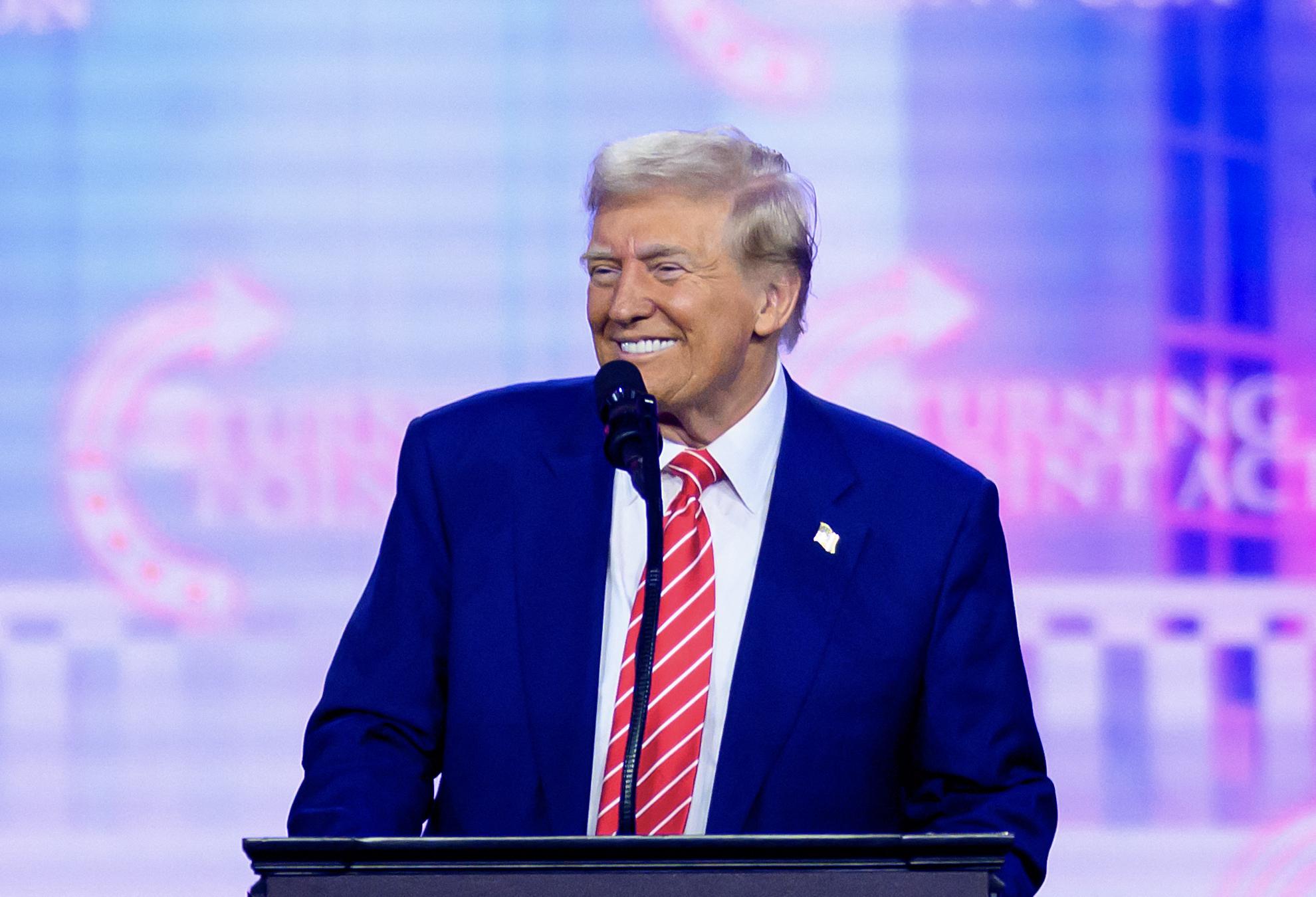 Trump: "Groenlandia vuole gli Usa"
