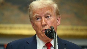 Trump, messaggio a Putin: "Stop alla guerra o altre sanzioni per Russia"