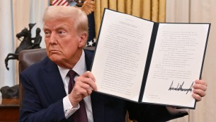 Trump, ordine per desecretare file omicidi Kennedy e Martin Luther King