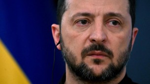 Trump-Putin, Zelensky non si fida: "Russia non vuole fine guerra"