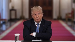 Trump rischia l'arresto: le accuse, cosa può succedere