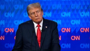 Trump 'vota' Biden: "Sarà il candidato democratico a novembre"