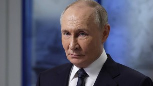 Trump-Zelensky più vicini, ora Putin si preoccupa: il nuovo scenario