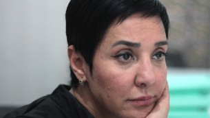 Tunisia, arrestata nota opinionista Sonia Dahmani