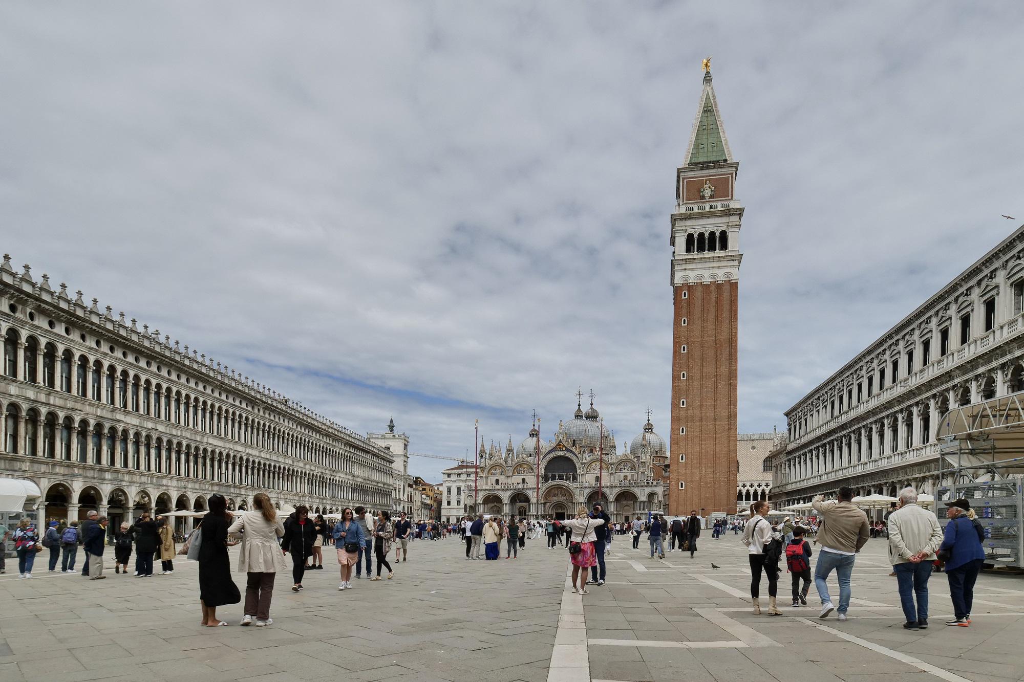 Turismo, l'Italia è la regina d'Europa