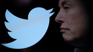 Twitter, Musk rivela: "Ha perso oltre la metà del suo valore"