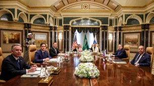 Ucraina, a Riad il vertice tra Usa e Russia
