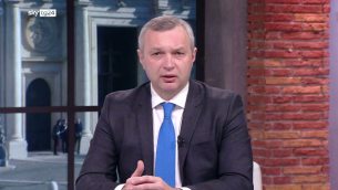 Ucraina, ambasciatore: "Faremo possibile per viaggio Papa a Kiev" - Video