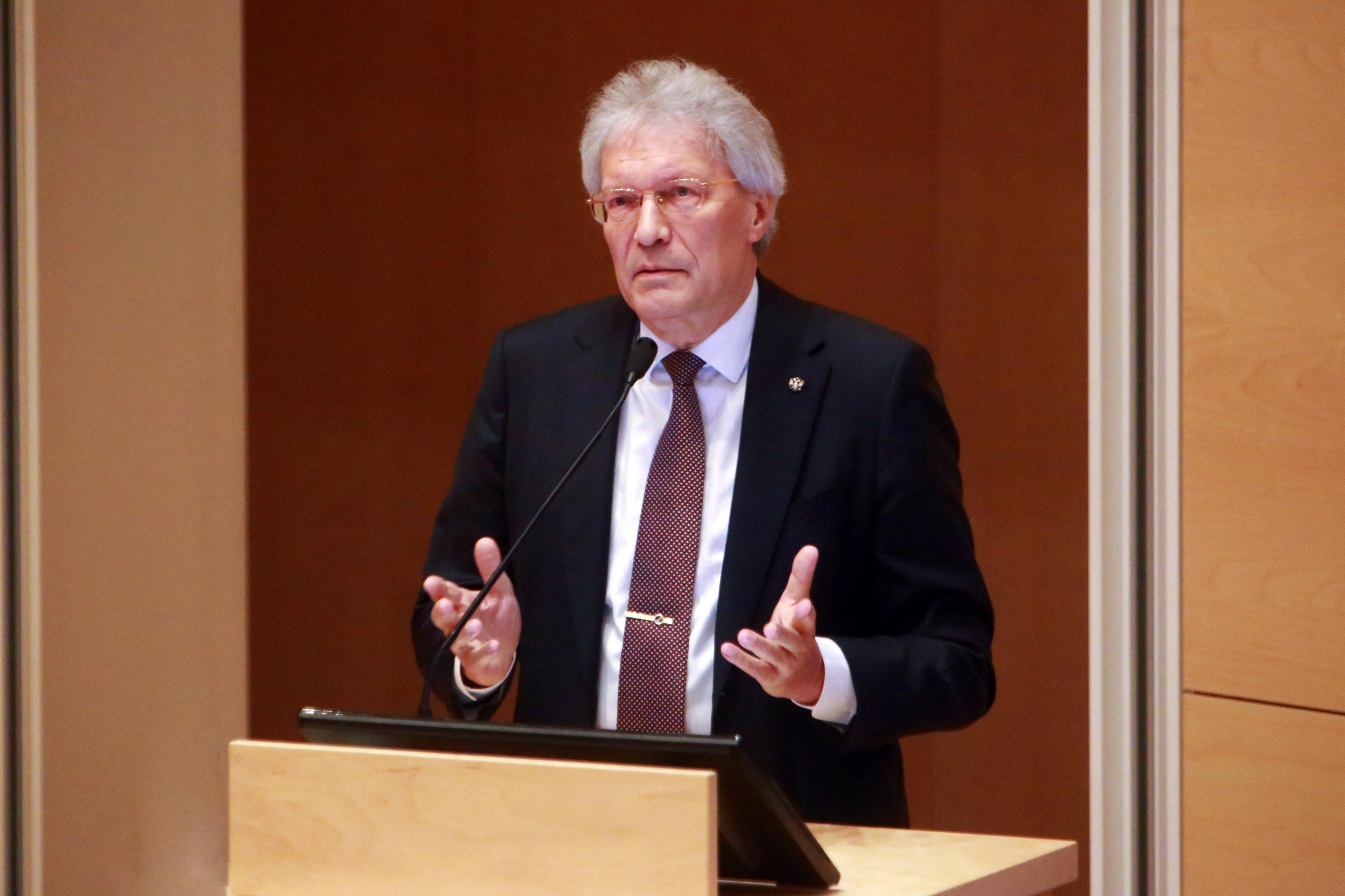Ucraina, ambasciatore russo a Roma: "Non escludo italiani inviati in Donbass"