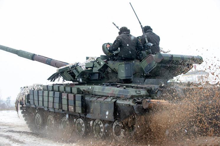 Ucraina, armi pesanti a Kiev: sì della Germania