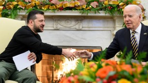 Ucraina, Biden accoglie Zelensky: "Putin non può vincere, Congresso approvi fondi"