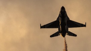 Ucraina, caccia F16 per Kiev: primo sì Usa