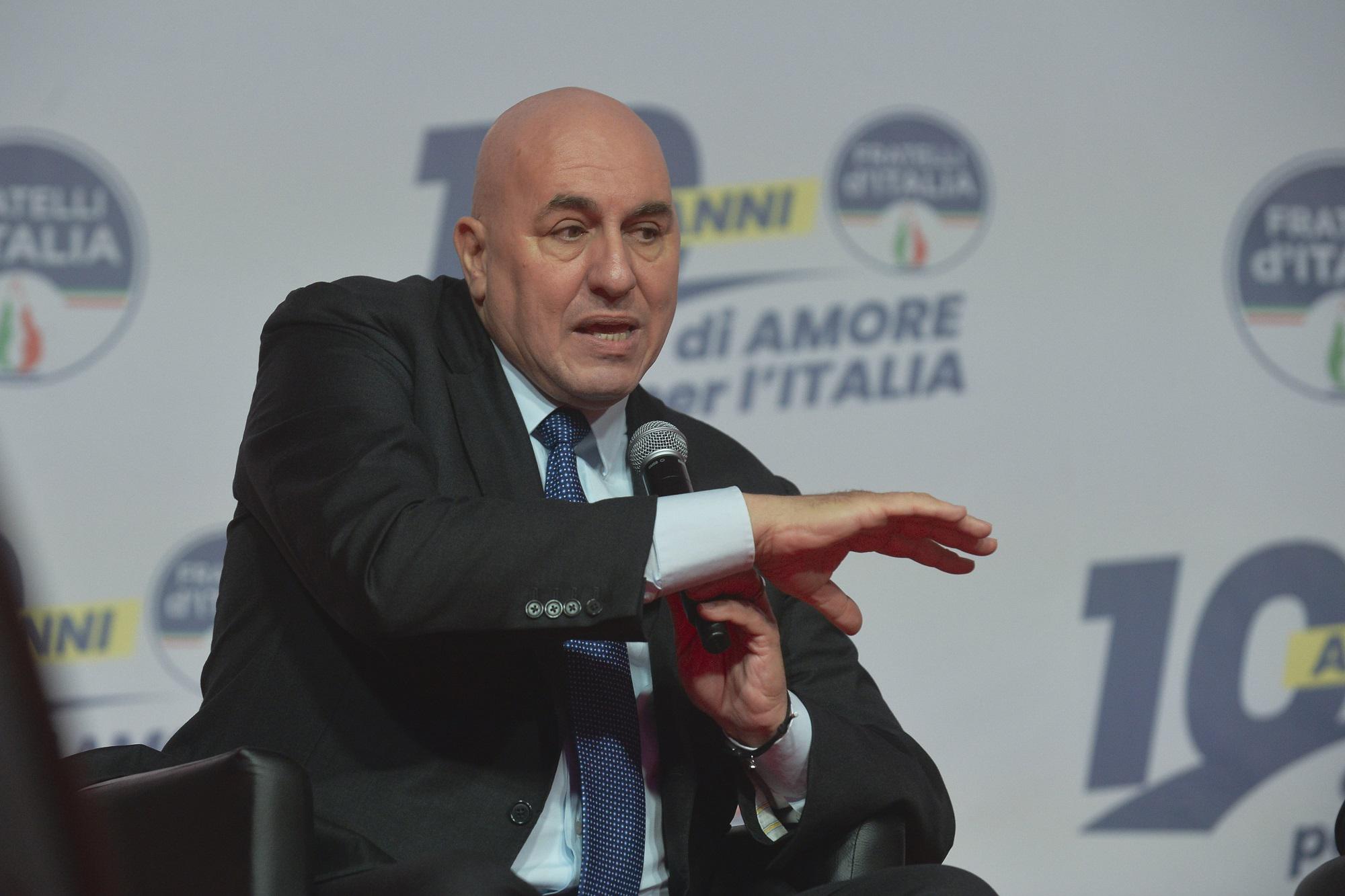 Ucraina, Crosetto alla Russia: "Italia non produce né fornisce mine antiuomo"