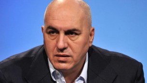 Ucraina, Crosetto: "Mine italiane, russi mentono sapendo di mentire"