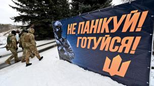 Ucraina, Farnesina invita italiani a lasciare il Paese