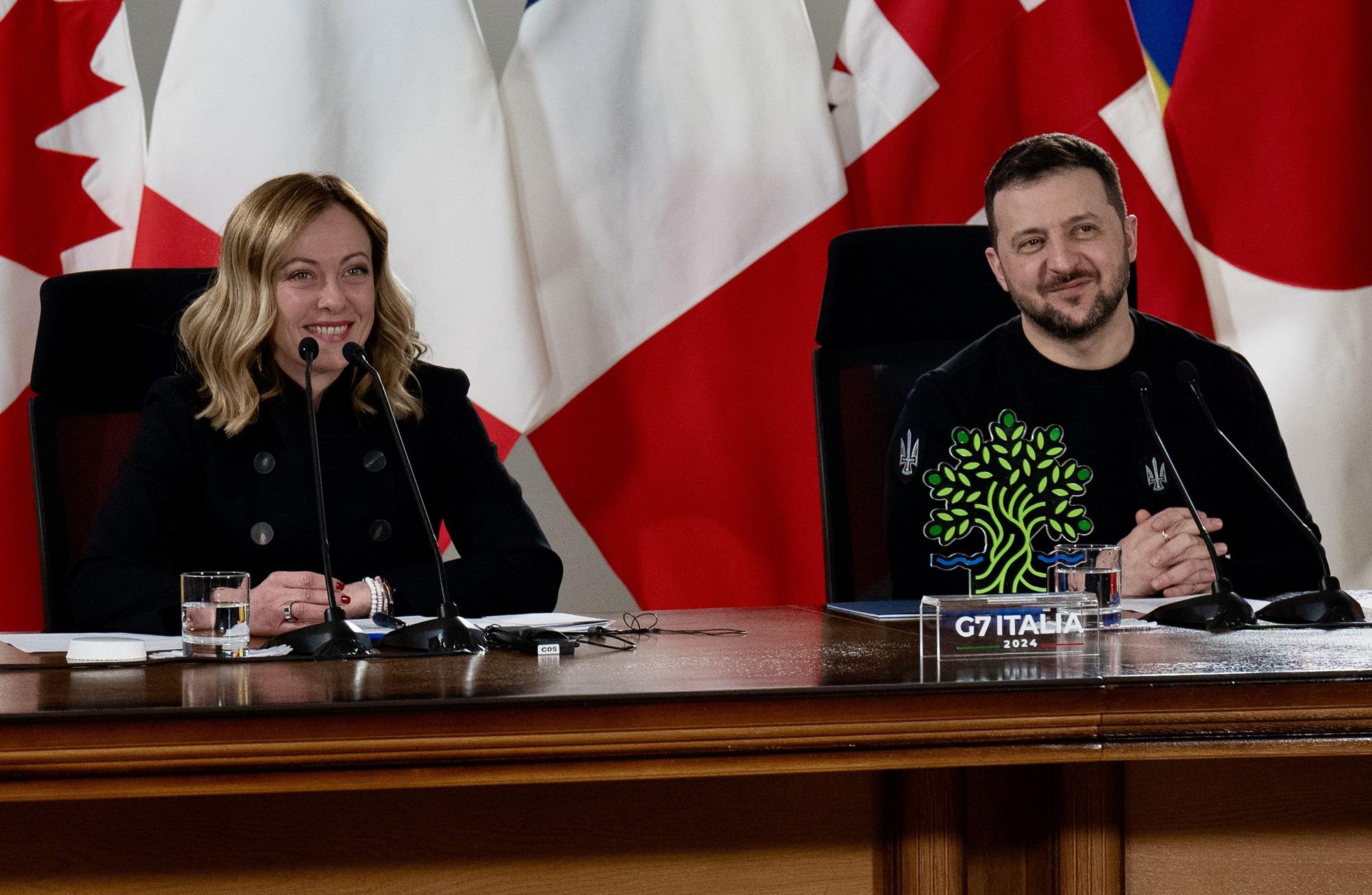 Ucraina, G7: "Russia fermi subito guerra e paghi per i danni inflitti"
