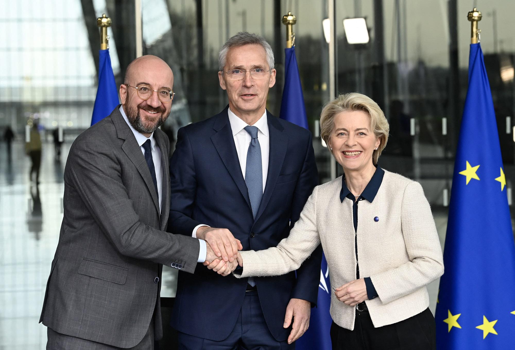 Ucraina, intesa Ue-Nato