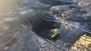 Ucraina, Kiev colpisce ponte Kherson con Himars - Video