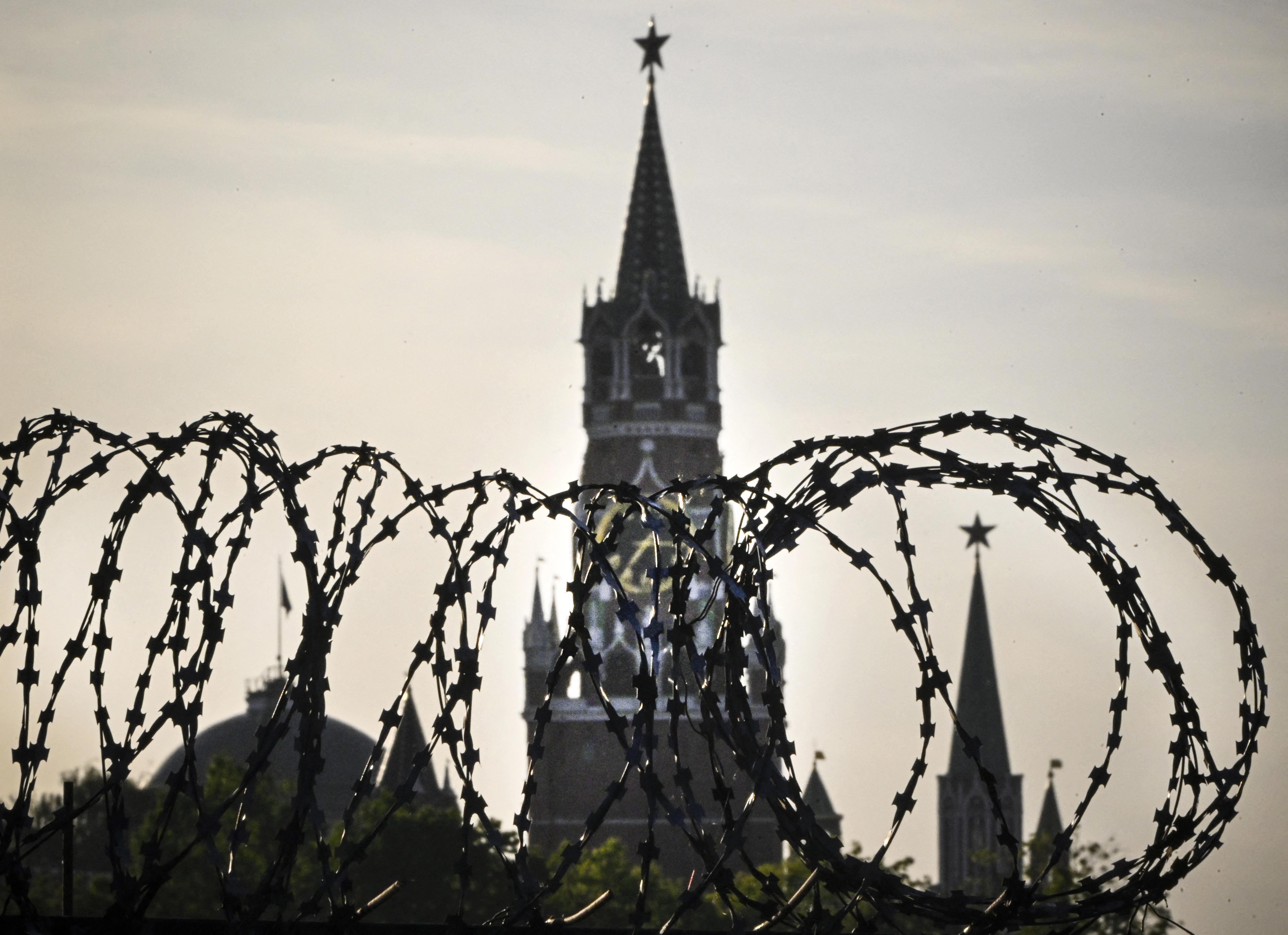 Ucraina, "Kiev coltiva rete agenti e sabotatori in Russia e fornisce droni"
