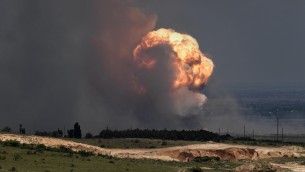 Ucraina, Kiev distrugge nave russa in Crimea