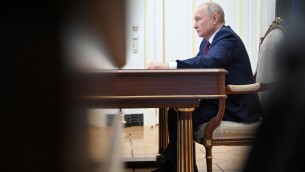 Ucraina, Kiev: "Putin non controlla più situazione