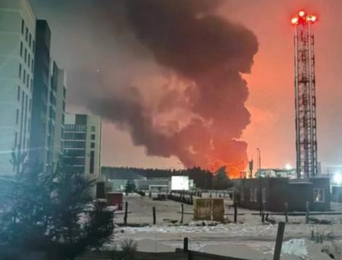 Ucraina, Kiev: "Sferrata la più massiccia ondata di attacchi contro Russia"