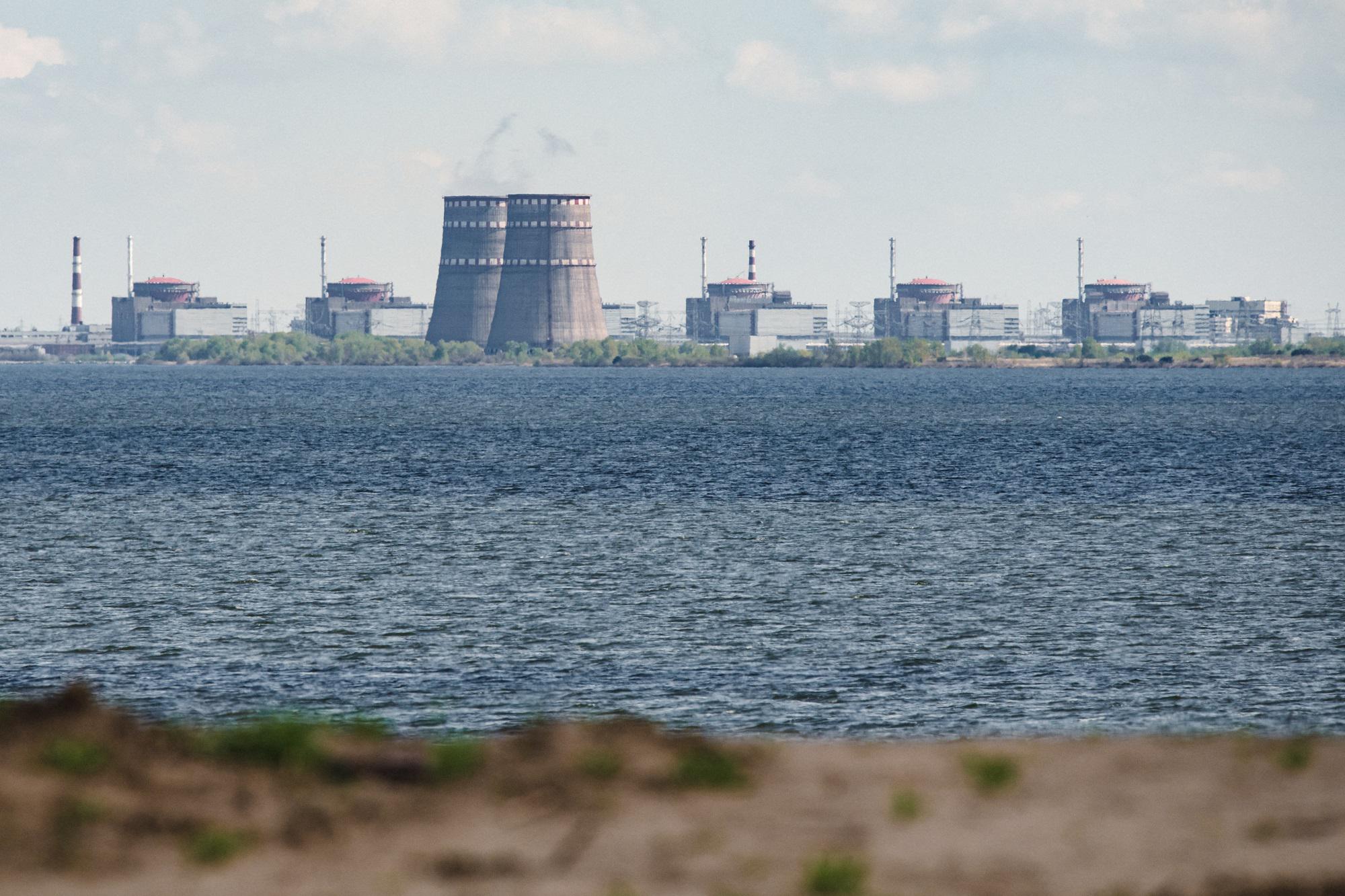 Ucraina, Kiev: "Zaporizhzhia colpita 400 volte in 24 ore"