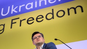 Ucraina, Kuleba: "Decideremo noi quando e come negoziare con Russia"