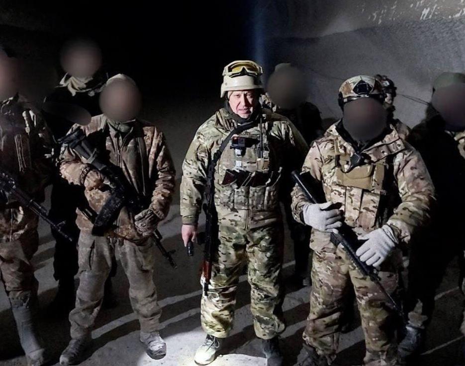 Ucraina, la guerra delle foto di Prigozhin a Soledar