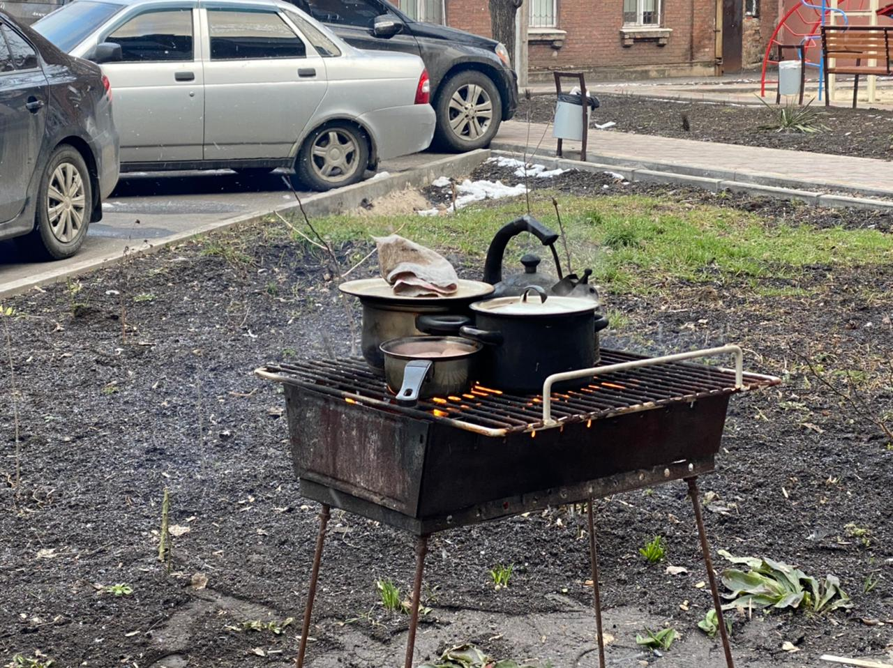 Ucraina, la volontaria di Mariupol: "ho vissuto l'inferno, ma piangerò solo quando vinceremo"