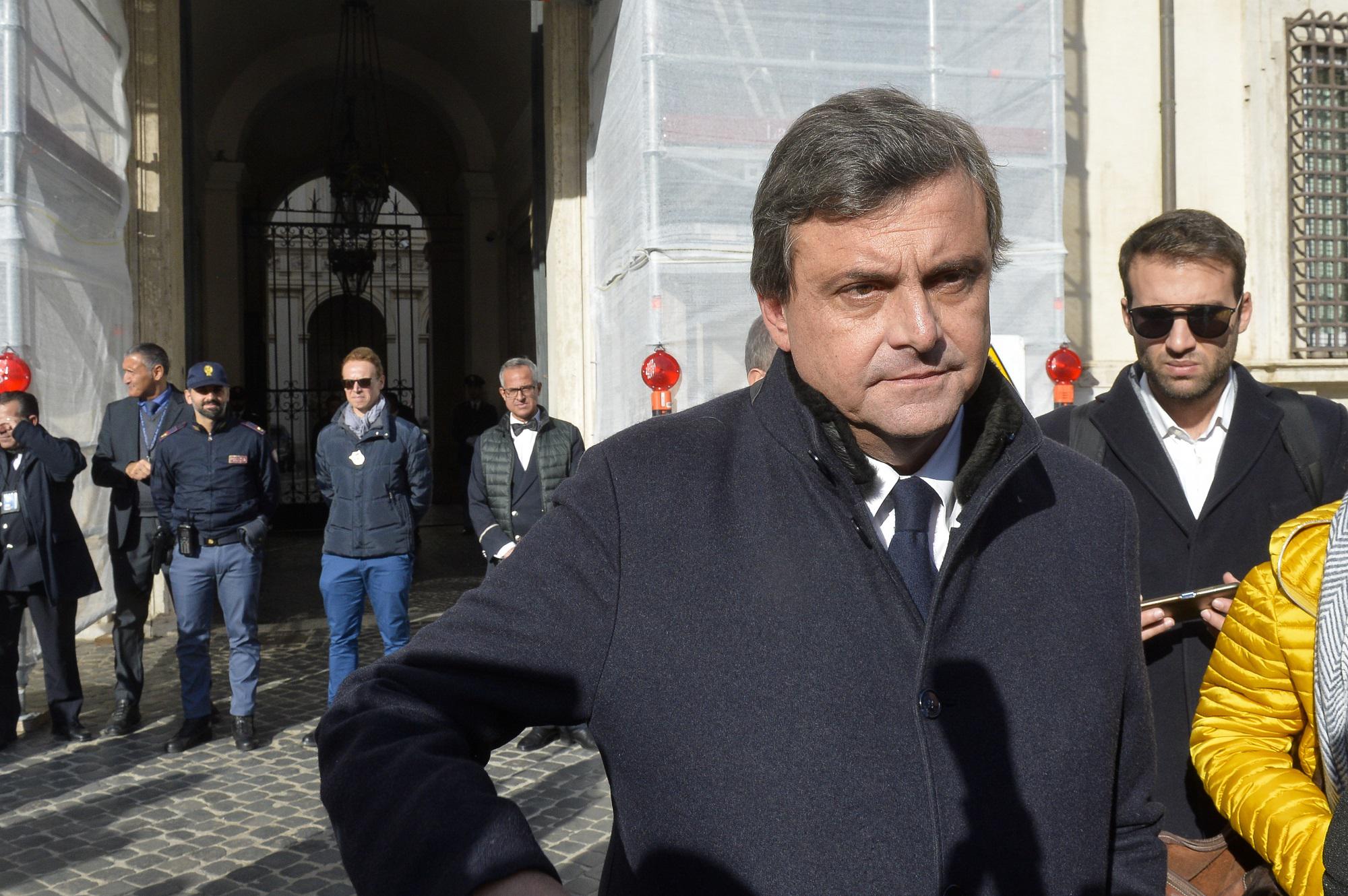 Ucraina, l'annuncio di Calenda: "Domenica andrò a Leopoli poi a Kiev"