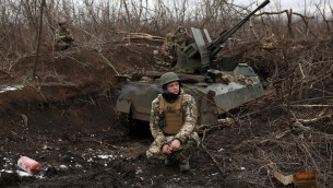 Ucraina, Londra in pressing su Berlino: "Germania deve dare missili Taurus"