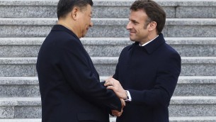 Ucraina, Macron a Xi: "Conto su di voi per ricondurre Russia a ragione"