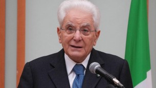 Ucraina, Mattarella: "Prematuro parlare di invio militari italiani"