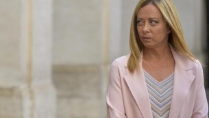 Ucraina, Meloni: "In Ue siamo quelli che pagano di più per guerra"