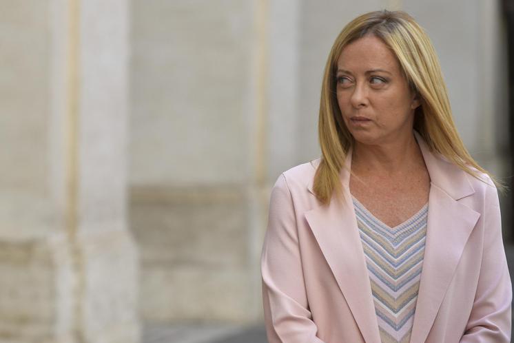 Ucraina, Meloni: "In Ue siamo quelli che pagano di più per guerra"