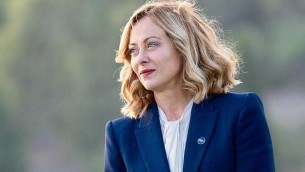 Ucraina, Meloni vede premier greco: "Aspettiamo chiara risposta Russia su tregua"